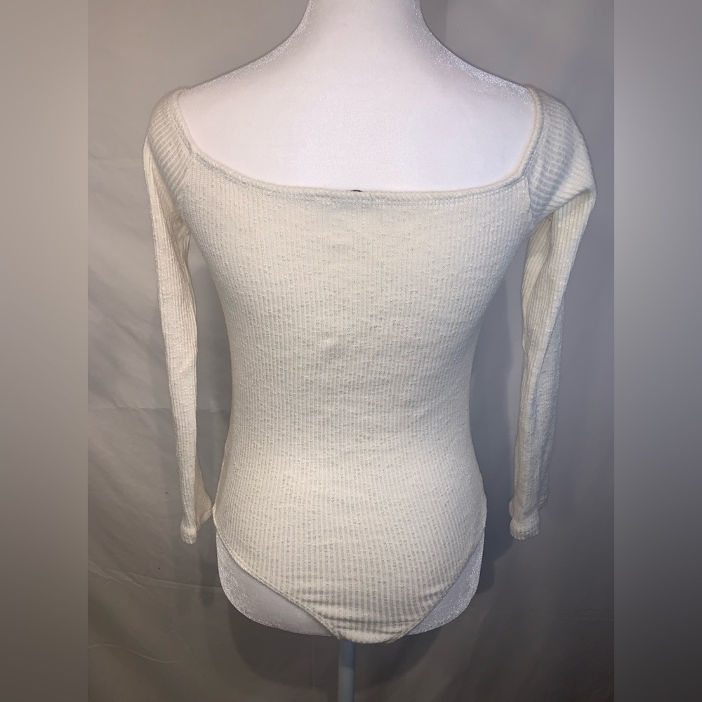 Ivory bodysuit - Picture 3 of 4
